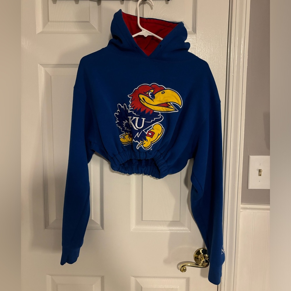 Medium Cropped Hoodie with elastic band on waist